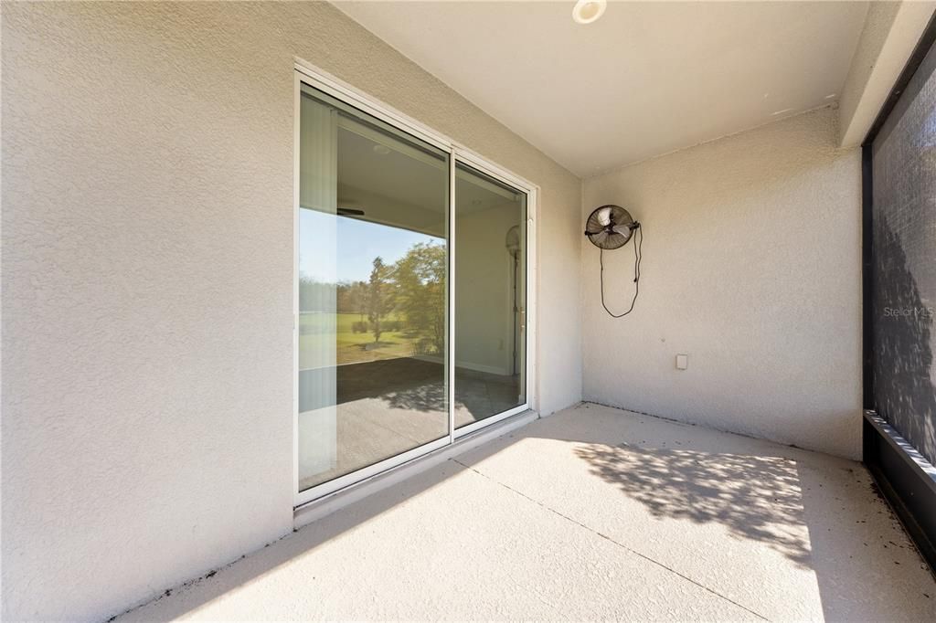 For Sale: $399,900 (3 beds, 2 baths, 1957 Square Feet)