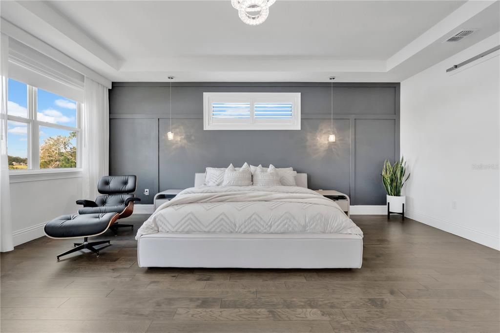 For Sale: $2,200,000 (5 beds, 5 baths, 4934 Square Feet)