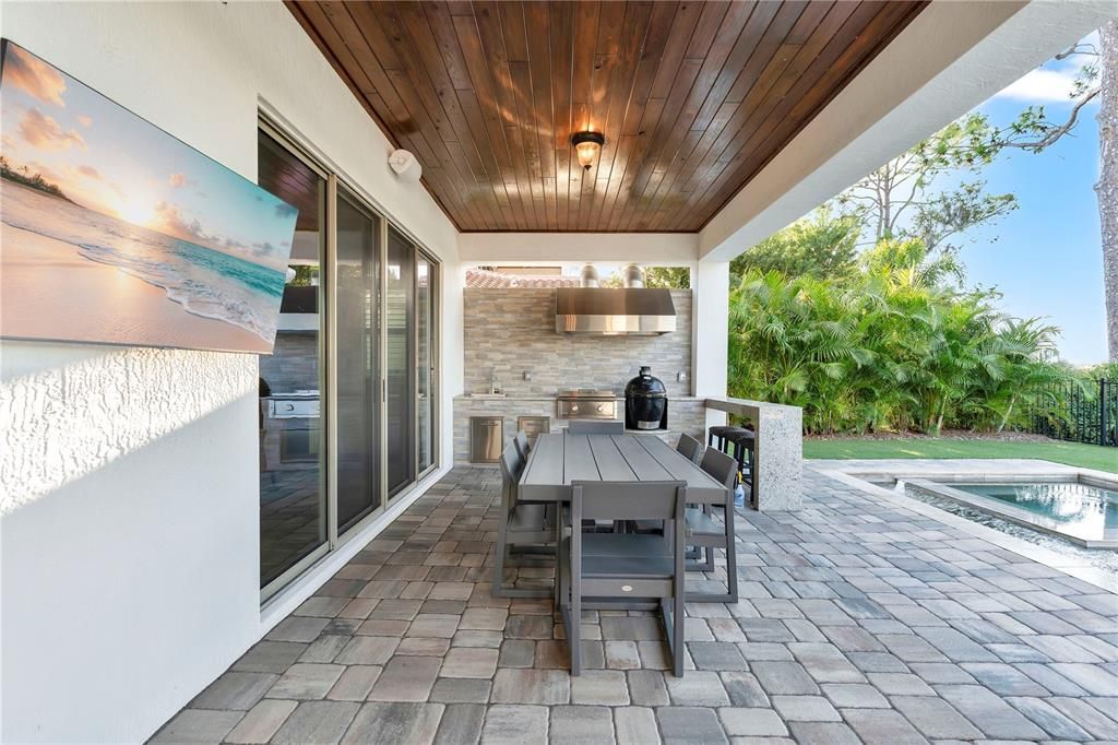 For Sale: $2,200,000 (5 beds, 5 baths, 4934 Square Feet)