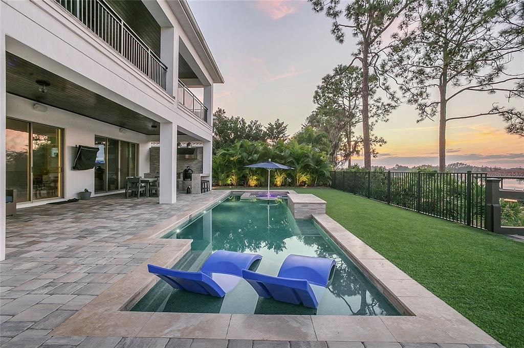 For Sale: $2,200,000 (5 beds, 5 baths, 4934 Square Feet)