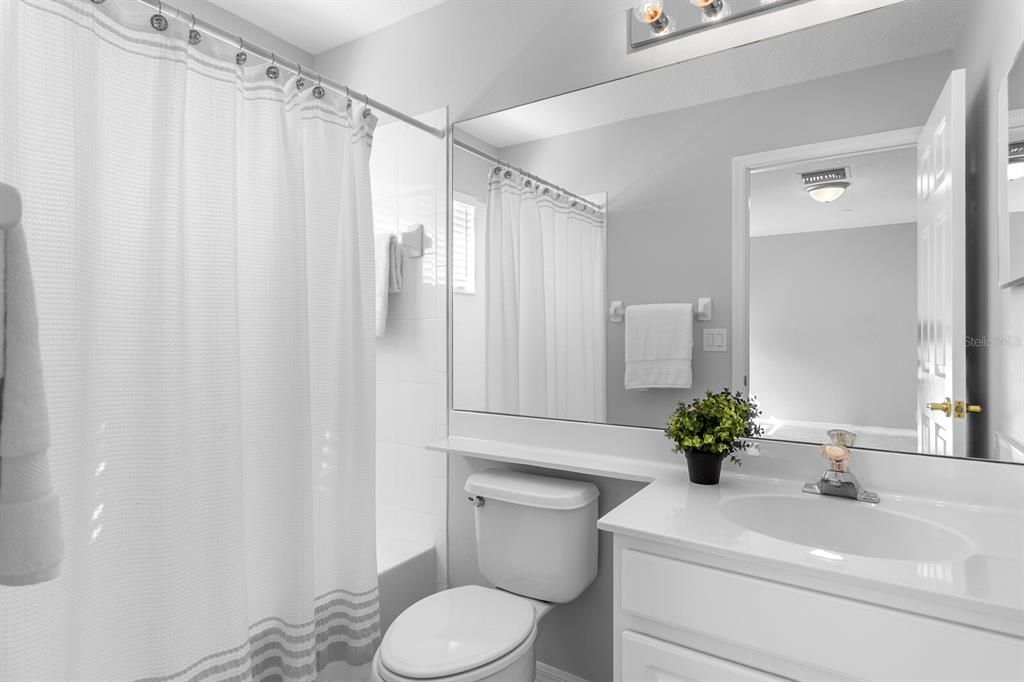 待售: $899,000 (5 贝兹, 4 浴室, 3225 平方英尺)