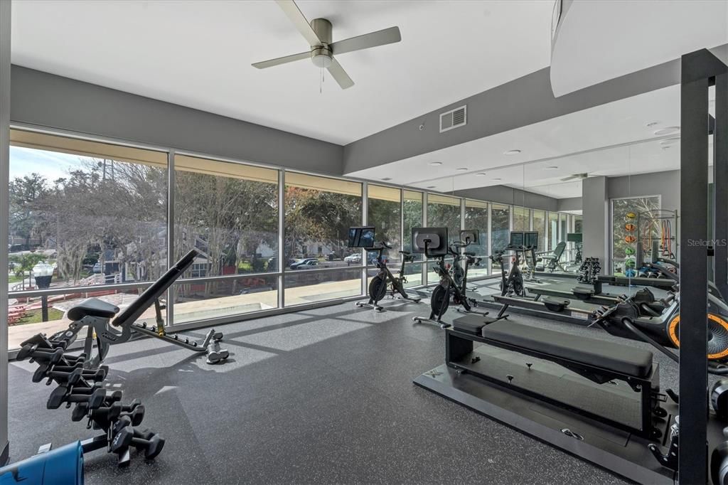 For Rent: $4,500 (2 beds, 2 baths, 1268 Square Feet)