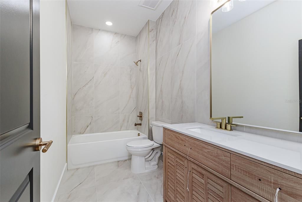 待售: $550,000 (3 贝兹, 2 浴室, 1790 平方英尺)