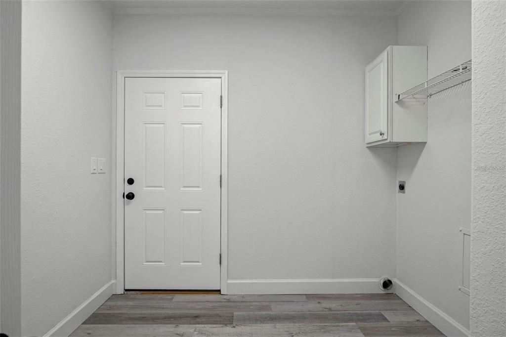 For Rent: $2,395 (4 beds, 3 baths, 2280 Square Feet)