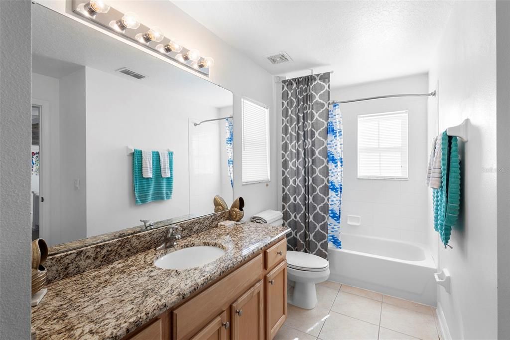 En Venta: $650,000 (5 camas, 3 baños, 3503 Pies cuadrados)