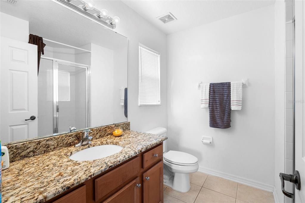 En Venta: $650,000 (5 camas, 3 baños, 3503 Pies cuadrados)