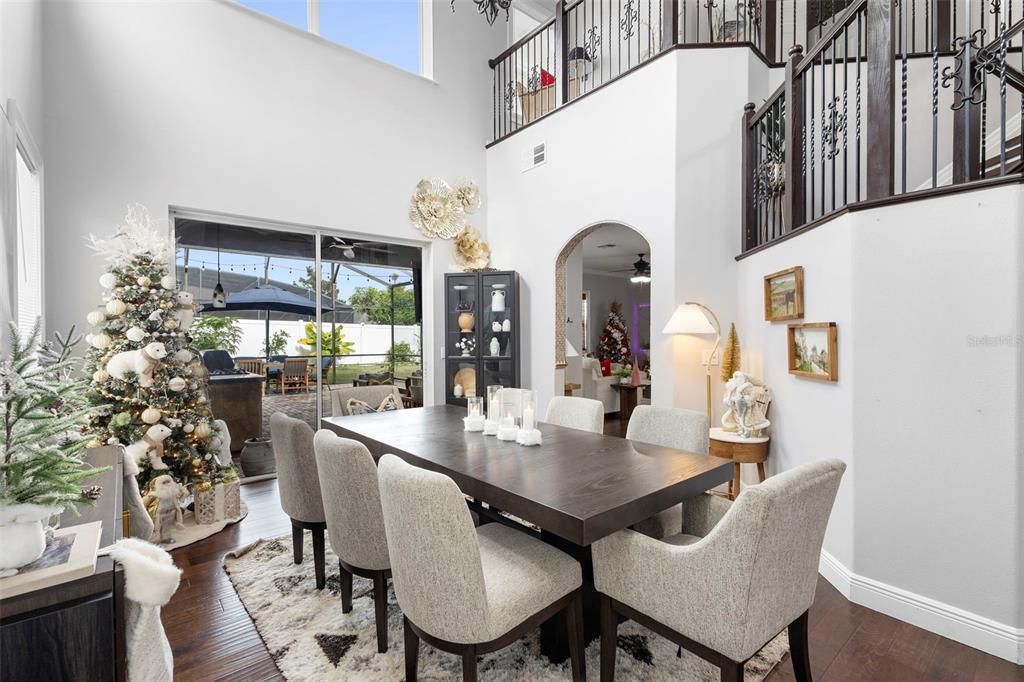 En Venta: $650,000 (5 camas, 3 baños, 3503 Pies cuadrados)