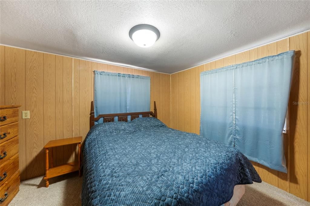 For Sale: $82,500 (2 beds, 1 baths, 672 Square Feet)