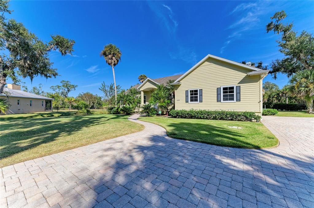 На продажу: $750,000 (3 спален, 2 ванн, 2996 Квадратных фут)