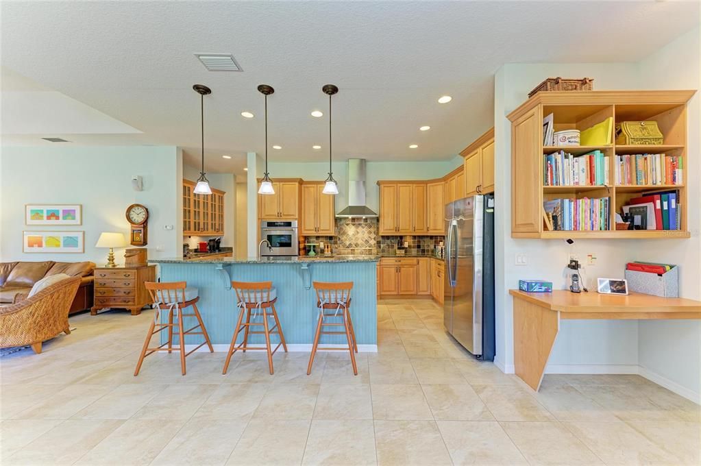 На продажу: $750,000 (3 спален, 2 ванн, 2996 Квадратных фут)