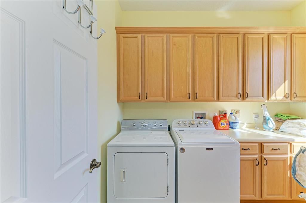 На продажу: $750,000 (3 спален, 2 ванн, 2996 Квадратных фут)