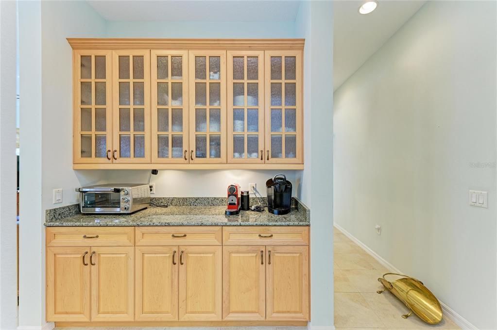 На продажу: $750,000 (3 спален, 2 ванн, 2996 Квадратных фут)