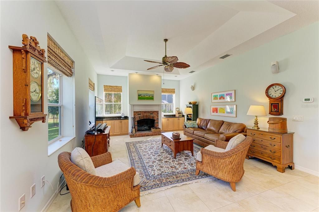 На продажу: $750,000 (3 спален, 2 ванн, 2996 Квадратных фут)