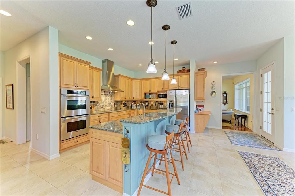 На продажу: $750,000 (3 спален, 2 ванн, 2996 Квадратных фут)