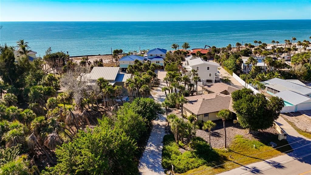 待售: $1,250,000 (0.41 acres)