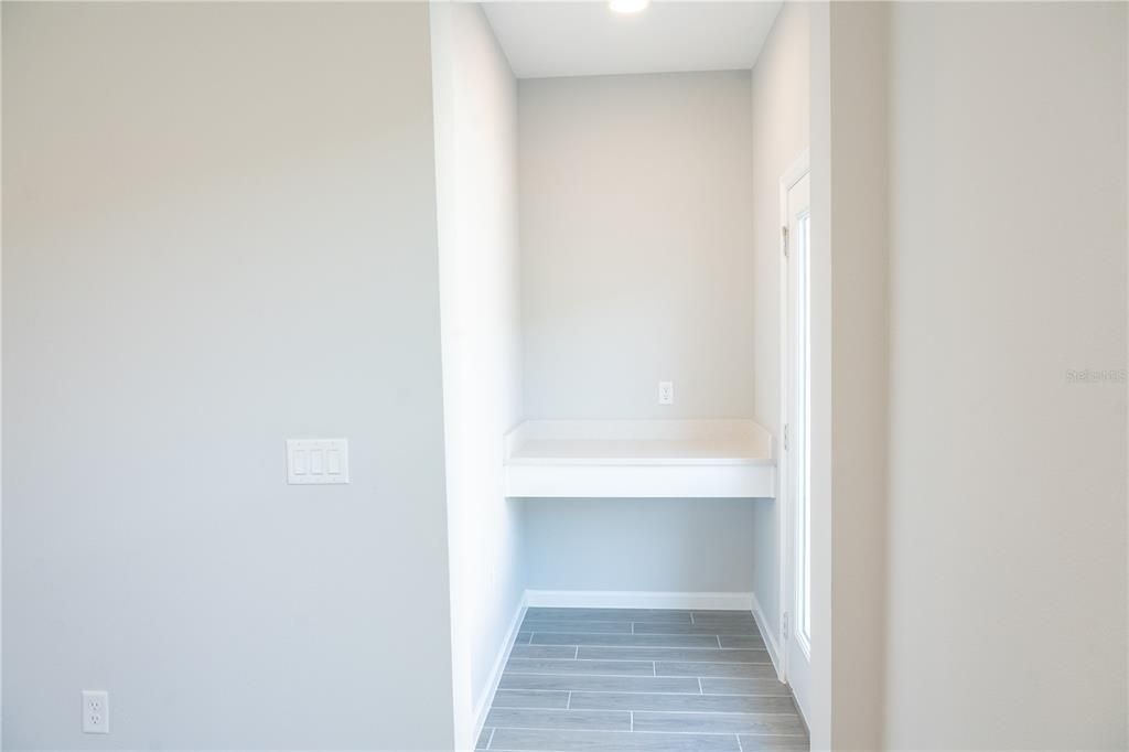 出租: $2,400 (3 贝兹, 2 浴室, 1693 平方英尺)