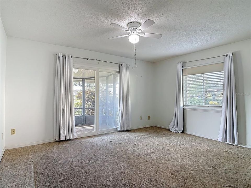 En Venta: $275,000 (2 camas, 2 baños, 1252 Pies cuadrados)