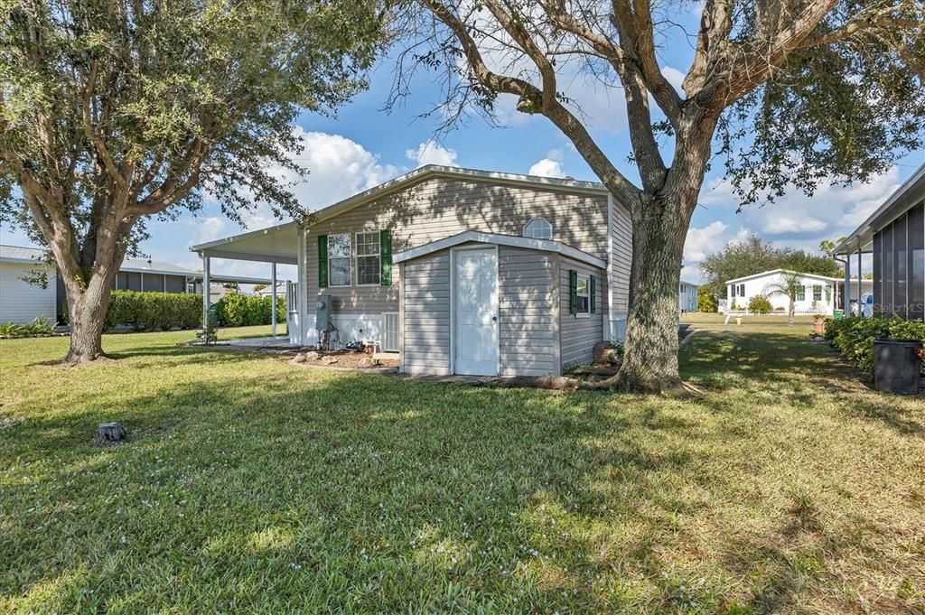 合同活跃: $179,900 (2 贝兹, 2 浴室, 1404 平方英尺)