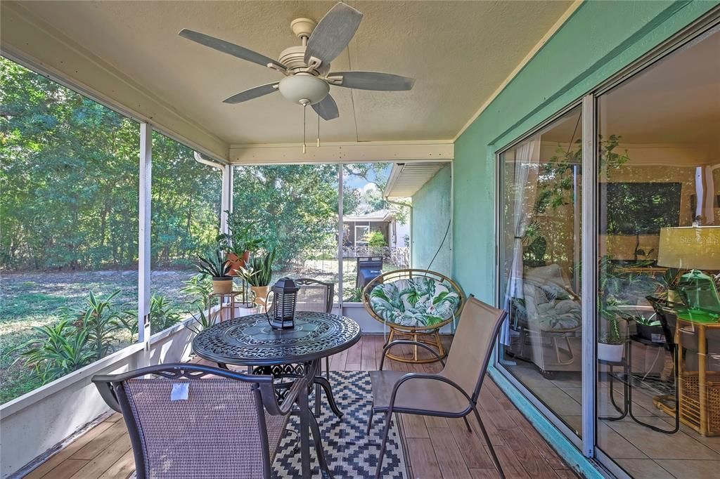 На продажу: $279,900 (3 спален, 2 ванн, 1108 Квадратных фут)