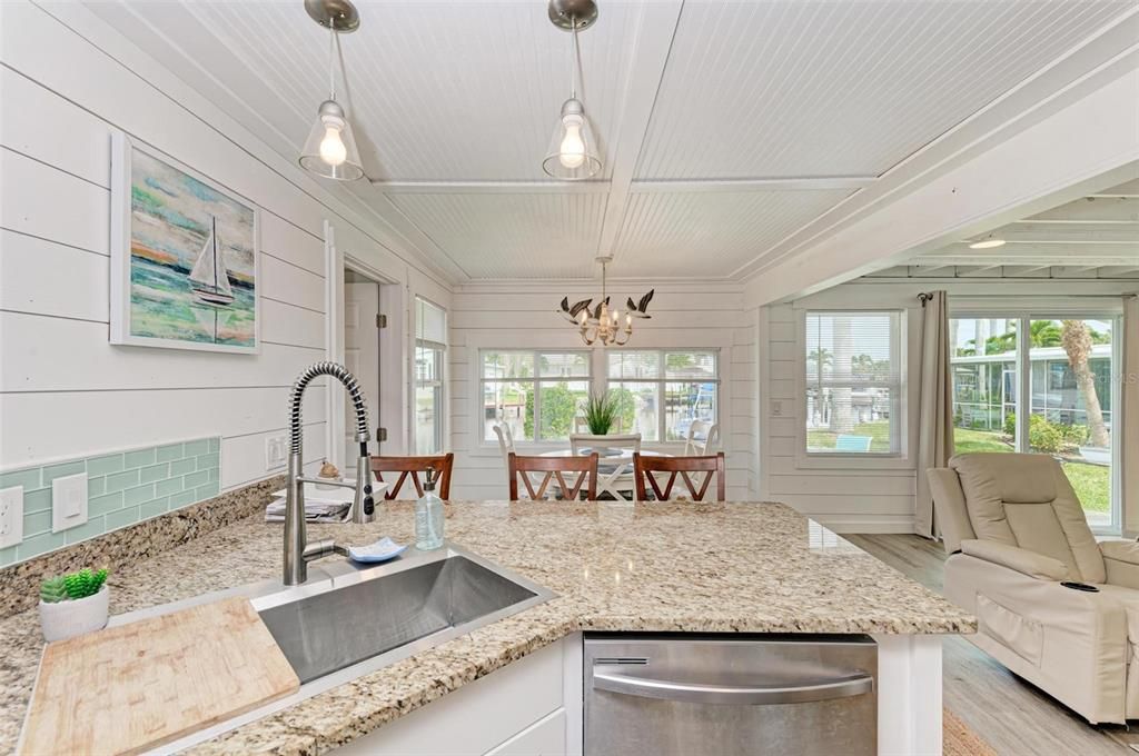 待售: $289,000 (2 贝兹, 2 浴室, 1278 平方英尺)