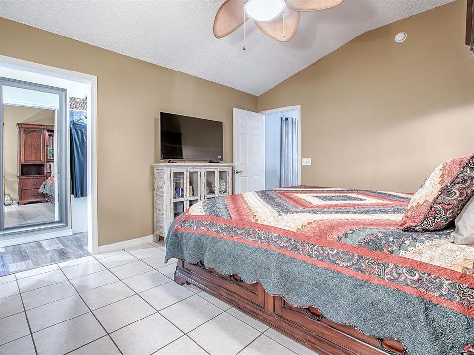 待售: $374,500 (3 贝兹, 2 浴室, 1664 平方英尺)