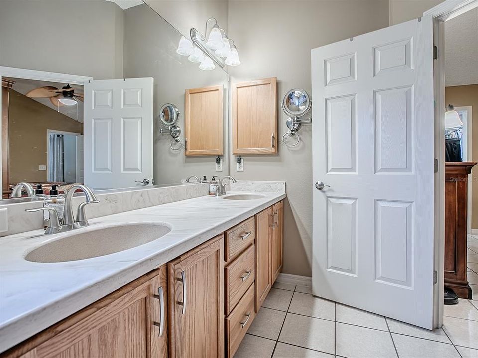 待售: $374,500 (3 贝兹, 2 浴室, 1664 平方英尺)