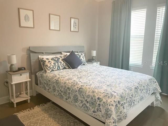 出租: $2,800 (4 贝兹, 3 浴室, 1721 平方英尺)