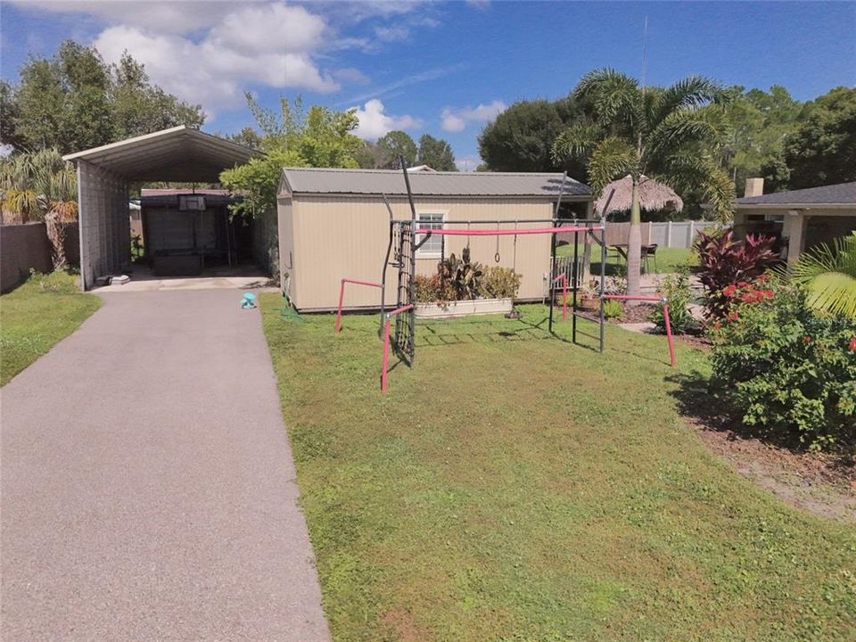 For Sale: $429,900 (3 beds, 3 baths, 1837 Square Feet)