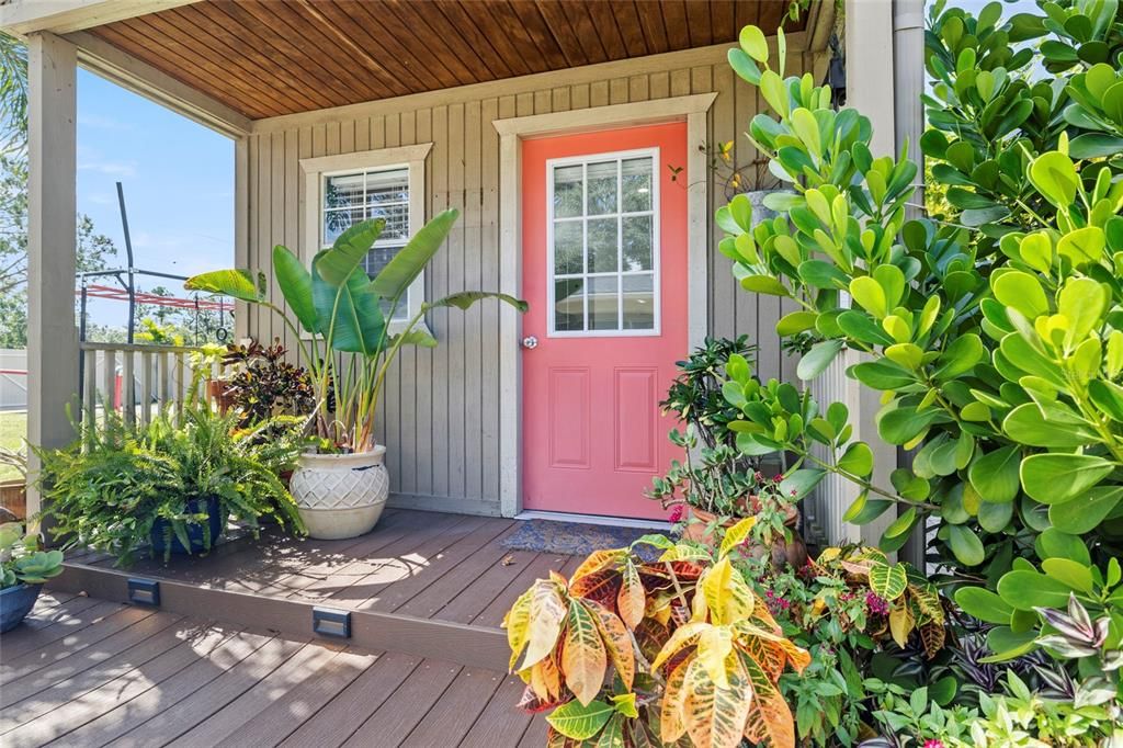 For Sale: $429,900 (3 beds, 3 baths, 1837 Square Feet)