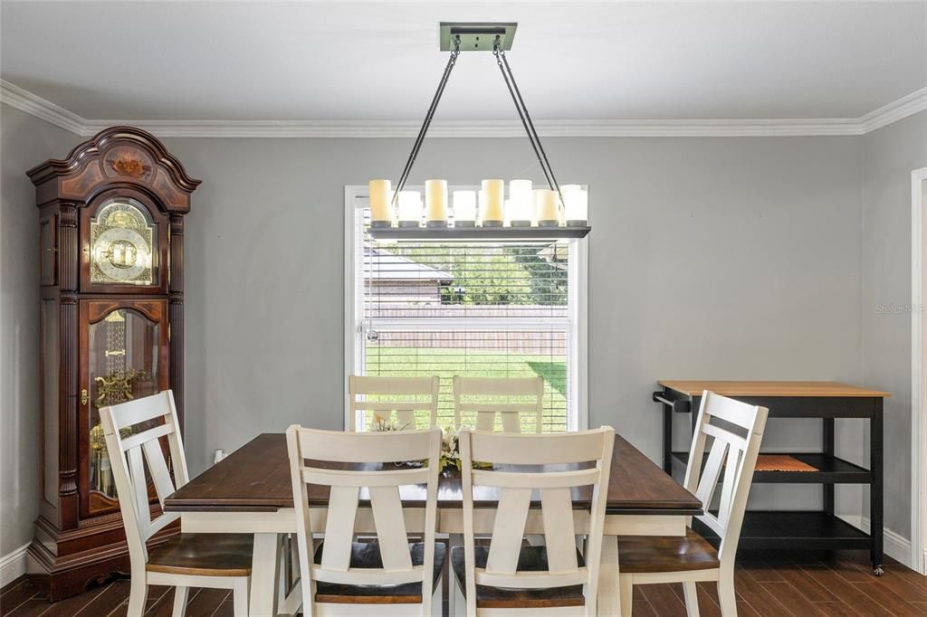 For Sale: $429,900 (3 beds, 3 baths, 1837 Square Feet)