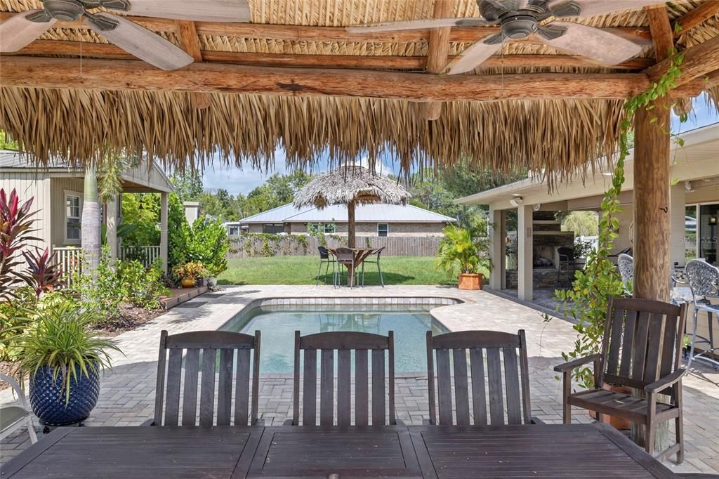 For Sale: $429,900 (3 beds, 3 baths, 1837 Square Feet)