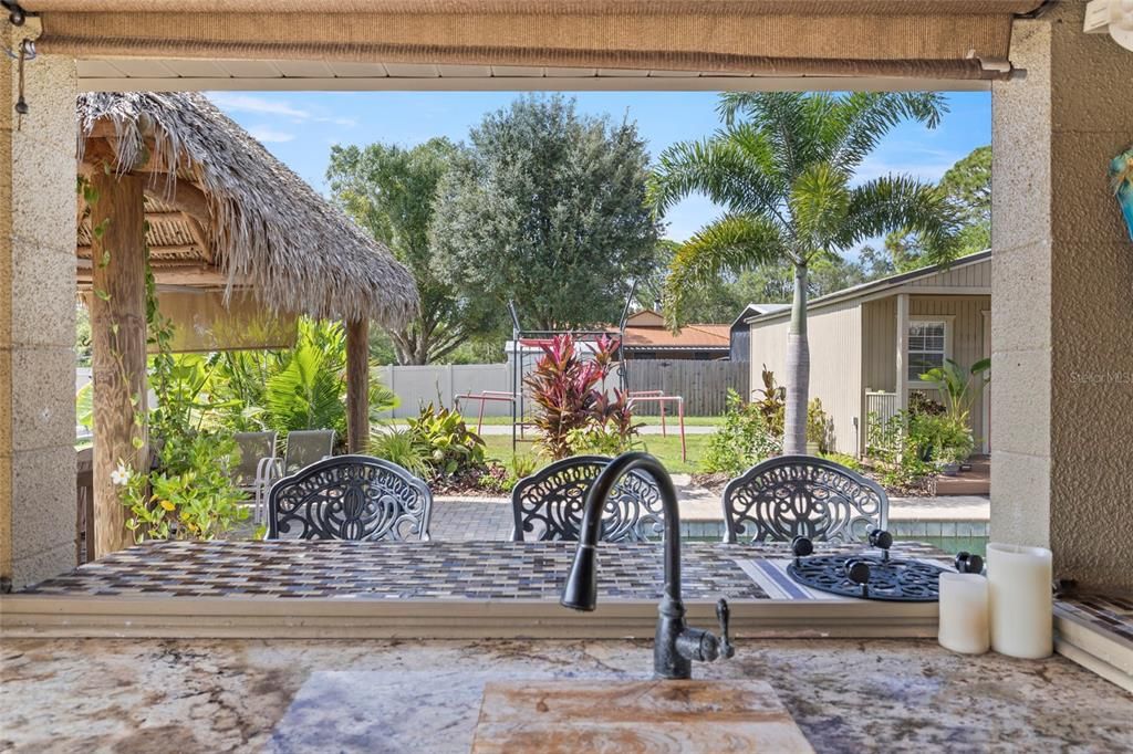 For Sale: $429,900 (3 beds, 3 baths, 1837 Square Feet)