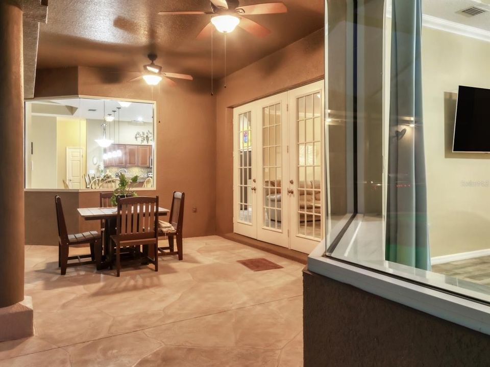 En Venta: $1,000,000 (4 camas, 3 baños, 3485 Pies cuadrados)