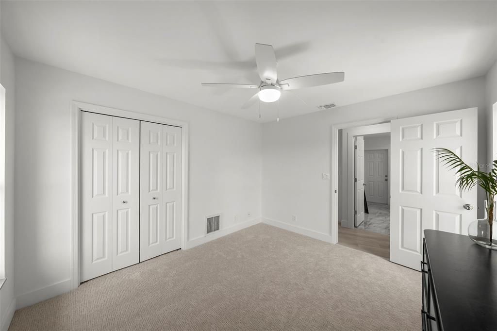 待售: $1,450,000 (4 贝兹, 3 浴室, 2494 平方英尺)