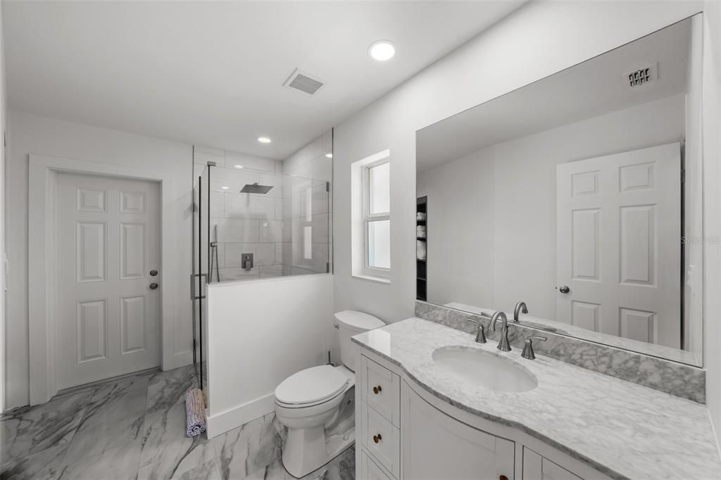 待售: $1,450,000 (4 贝兹, 3 浴室, 2494 平方英尺)