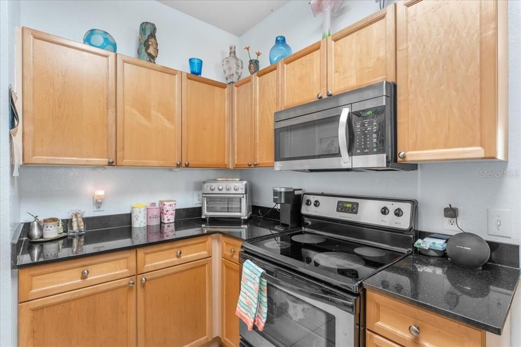 На продажу: $285,000 (3 спален, 2 ванн, 1815 Квадратных фут)