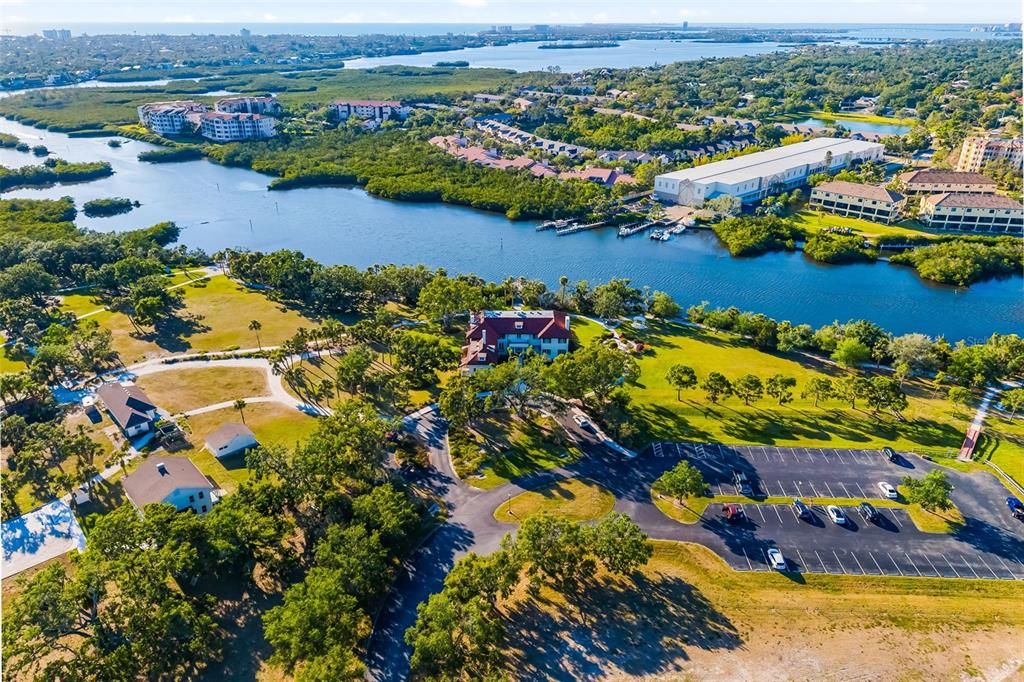 待售: $285,000 (2 贝兹, 2 浴室, 1464 平方英尺)