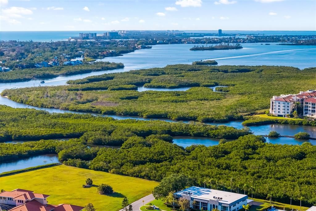 待售: $285,000 (2 贝兹, 2 浴室, 1464 平方英尺)