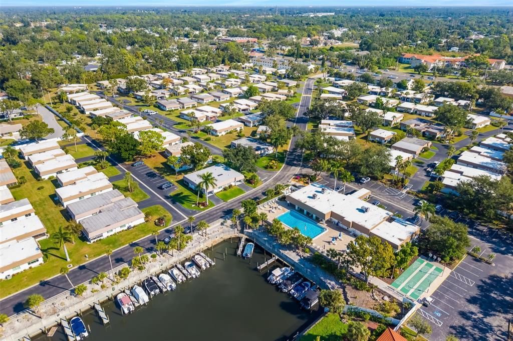 待售: $285,000 (2 贝兹, 2 浴室, 1464 平方英尺)