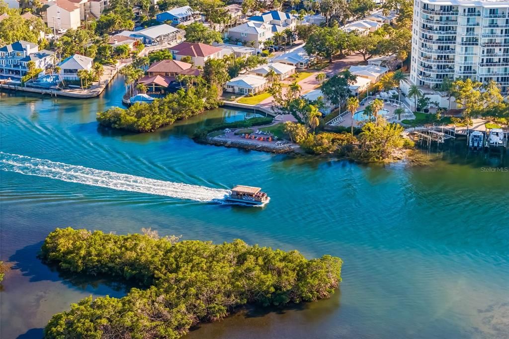 待售: $285,000 (2 贝兹, 2 浴室, 1464 平方英尺)