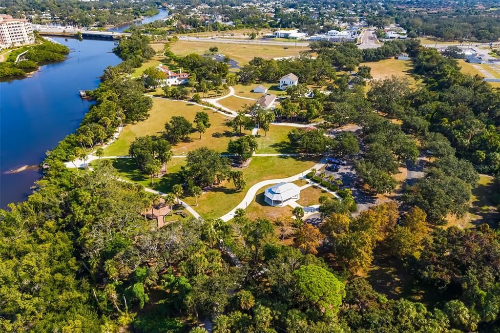 待售: $285,000 (2 贝兹, 2 浴室, 1464 平方英尺)