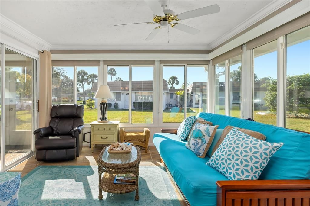 待售: $285,000 (2 贝兹, 2 浴室, 1464 平方英尺)