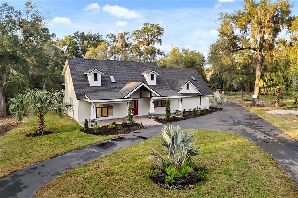 待售: $680,000 (4 贝兹, 2 浴室, 2461 平方英尺)