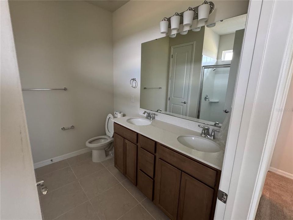 出租: $2,495 (4 贝兹, 2 浴室, 2166 平方英尺)