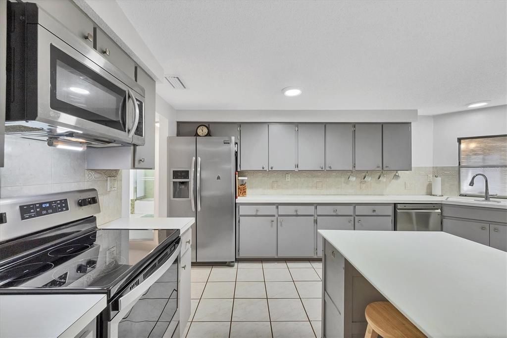 For Sale: $260,000 (2 beds, 2 baths, 1680 Square Feet)