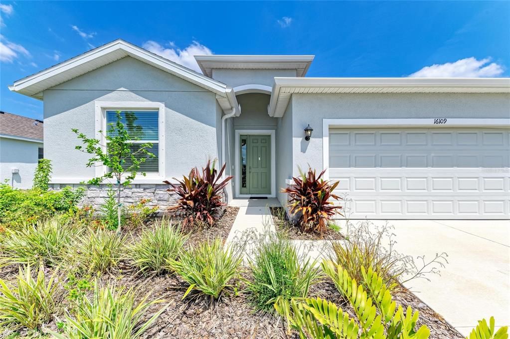 For Sale: $439,000 (4 beds, 2 baths, 2045 Square Feet)