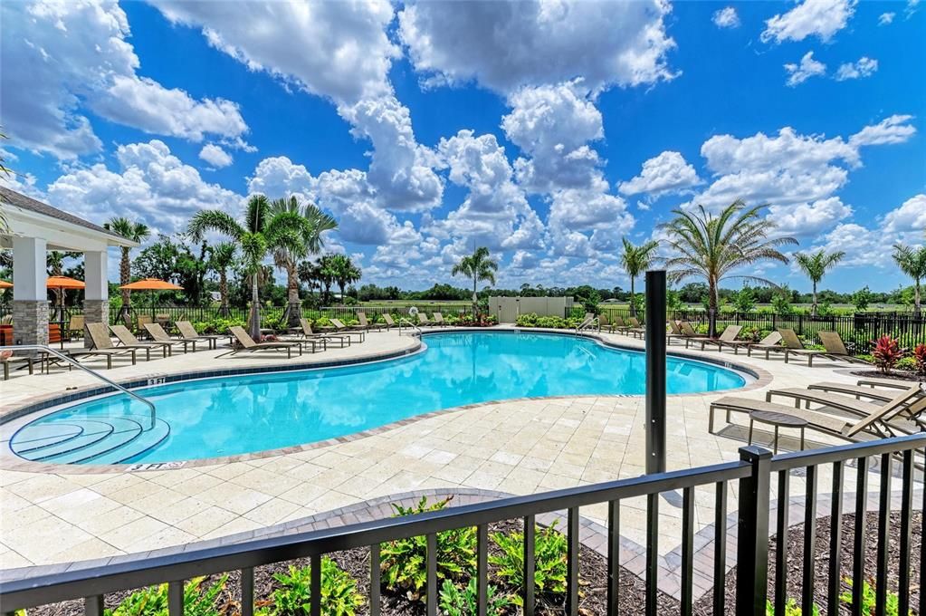 For Sale: $439,000 (4 beds, 2 baths, 2045 Square Feet)