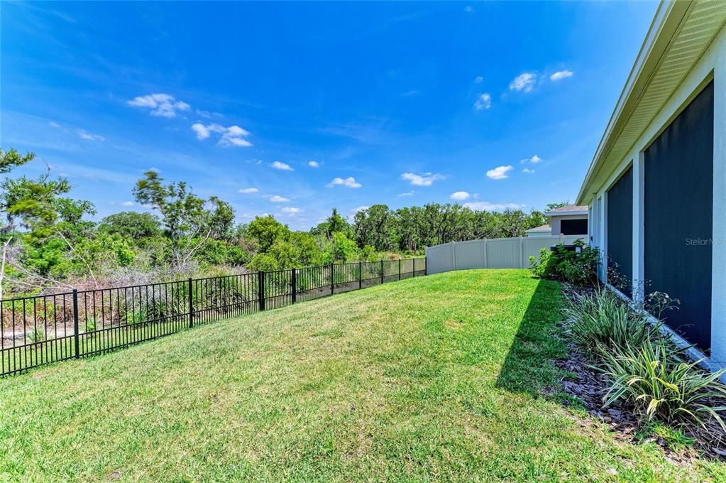 For Sale: $439,000 (4 beds, 2 baths, 2045 Square Feet)