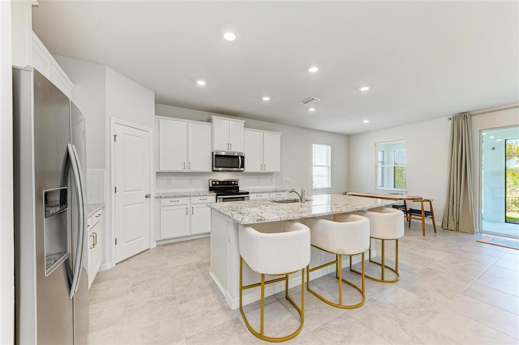 For Sale: $439,000 (4 beds, 2 baths, 2045 Square Feet)