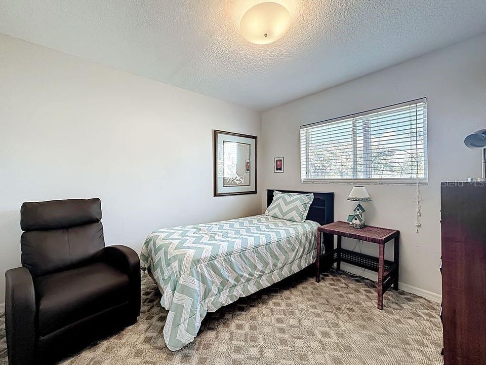 待售: $312,800 (3 贝兹, 2 浴室, 1450 平方英尺)